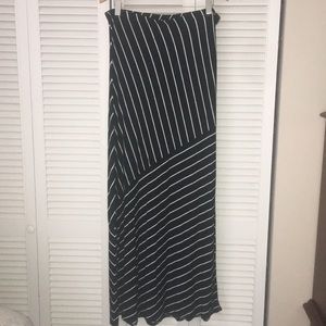 Matty M Black and White Maxi Skirt Sz. XL